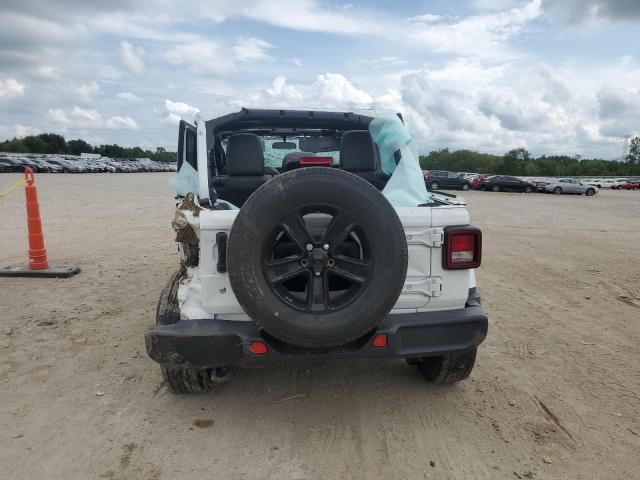 1C4HJXEN3LW162848 - 2020 JEEP WRANGLER U SAHARA WHITE photo 6