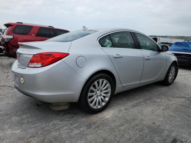 2G4GR5EK2C9171737 - 2012 BUICK REGAL SILVER photo 3