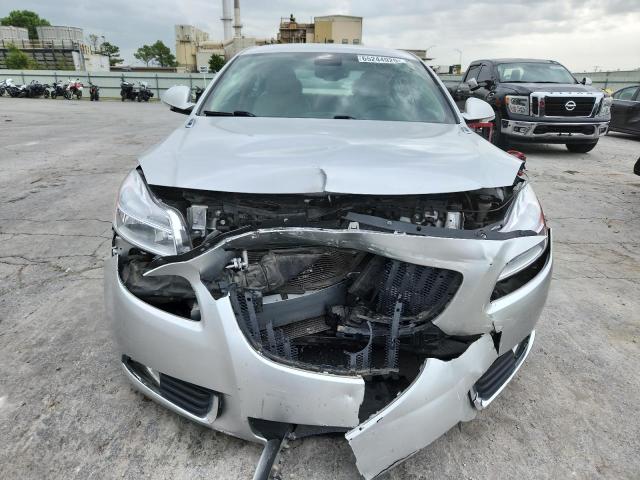 2G4GR5EK2C9171737 - 2012 BUICK REGAL SILVER photo 5