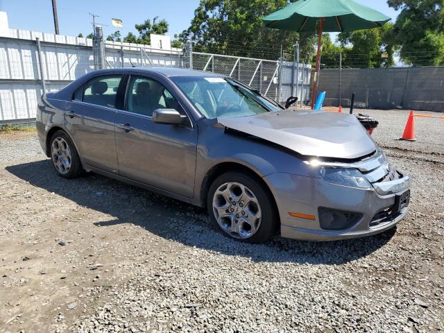 3FAHP0HG7BR156092 - 2011 FORD FUSION SE SILVER photo 4