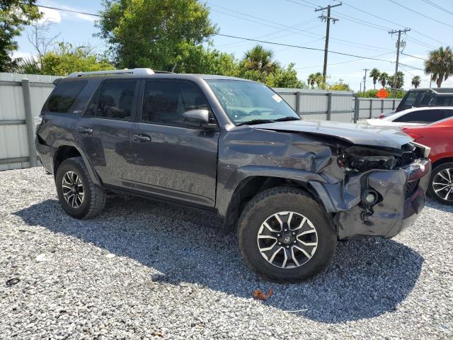 JTEBU5JR9J5579884 - 2018 TOYOTA 4RUNNER SR5/SR5 PREMIUM GRAY photo 4