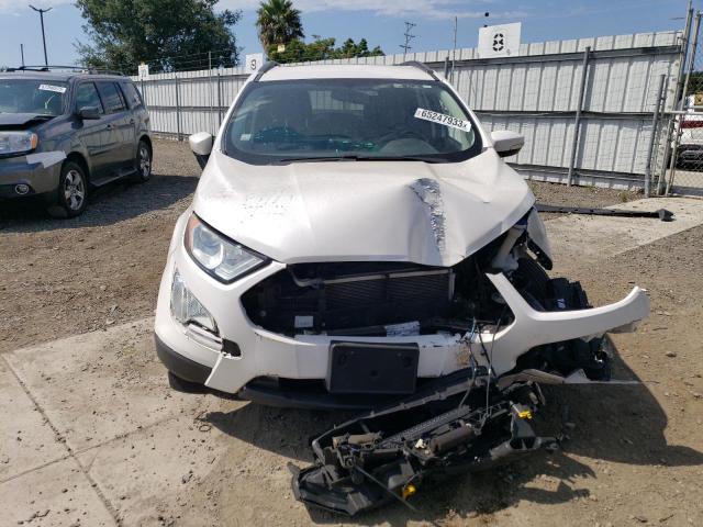 MAJ3P1TE7JC174532 - 2018 FORD ECOSPORT SE WHITE photo 5