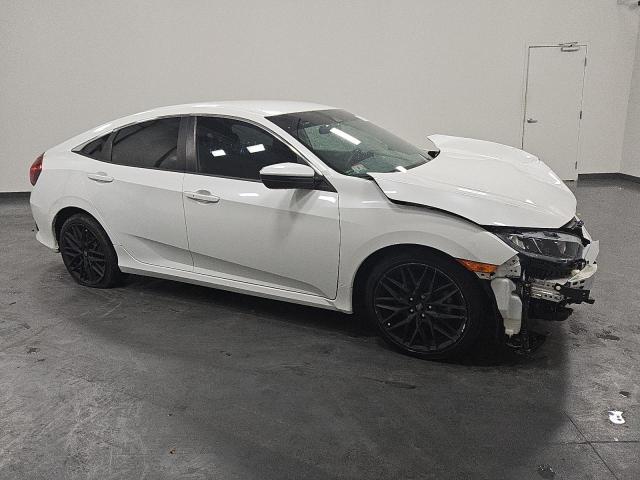 2HGFC2F87LH517565 - 2020 HONDA CIVIC SPORT WHITE photo 4