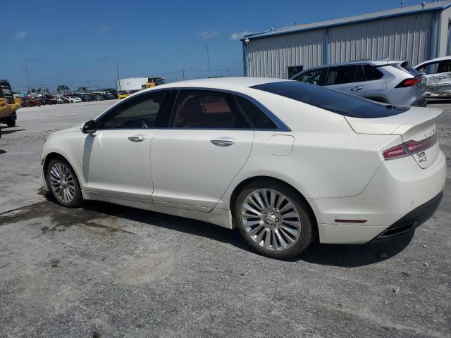 3LN6L2G9XDR805796 - 2013 LINCOLN MKZ CREAM photo 2