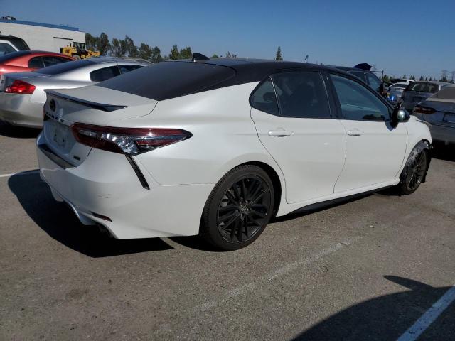 4T1K61AK4MU480907 - 2021 TOYOTA CAMRY XSE WHITE photo 3