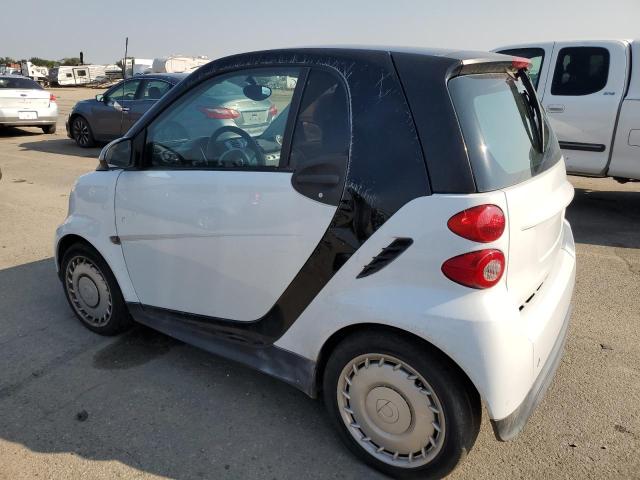 WMEEJ3BA6FK805249 - 2015 SMART FORTWO PURE WHITE photo 2