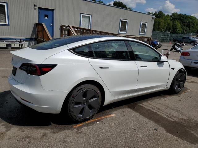 5YJ3E1EA1PF508415 - 2023 TESLA MODEL 3 WHITE photo 3