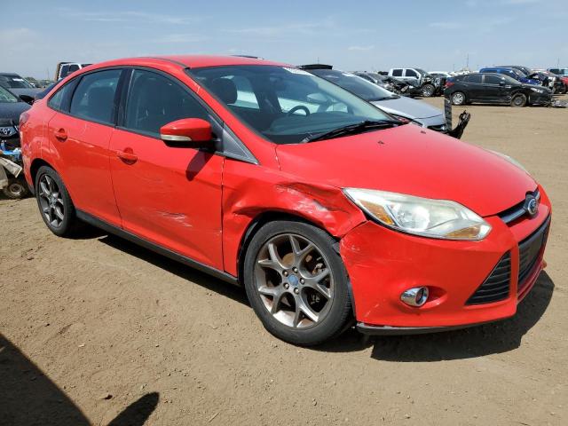 1FADP3F28DL272863 - 2013 FORD FOCUS 4D SE RED photo 4