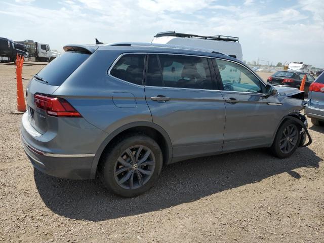 3VV2B7AX1NM037488 - 2022 VOLKSWAGEN TIGUAN SE فضي صورة 3