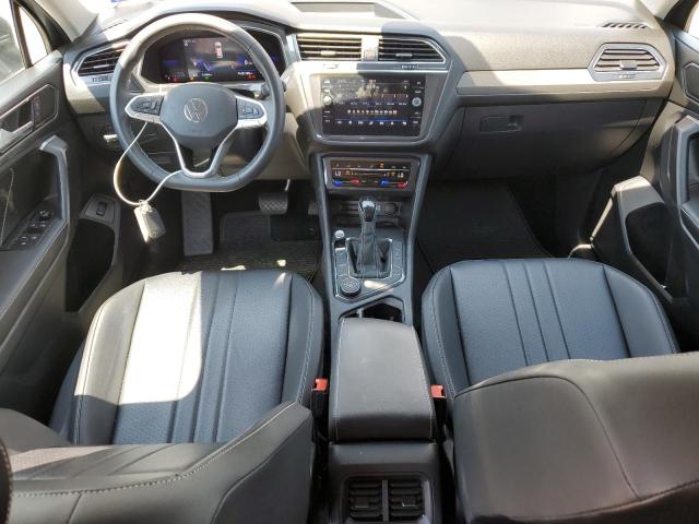 3VV2B7AX1NM037488 - 2022 VOLKSWAGEN TIGUAN SE فضي صورة 8