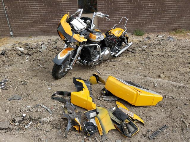 1HD1PV8149Y952166 - 2009 HARLEY-DAVIDSON FLTRSE3 YELLOW photo 2