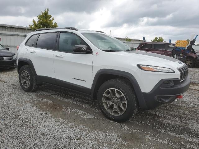 1C4PJMBS7HW525101 - 2017 JEEP CHEROKEE TRAILHAWK WHITE photo 4