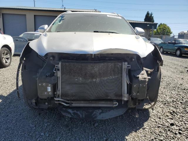 5GAKRAKD2HJ228027 - 2017 BUICK ENCLAVE ვერცხლისფერი ფოტო 5