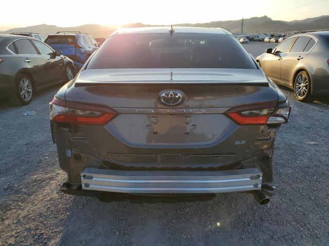 4T1G11AK4PU793982 - 2023 TOYOTA CAMRY SE NIGHT SHADE GRAY photo 6