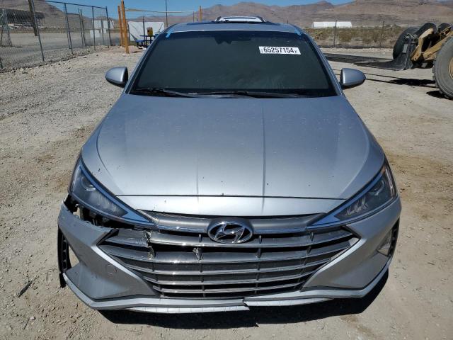 KMHD84LF1LU081455 - 2020 HYUNDAI ELANTRA SEL SILVER photo 5