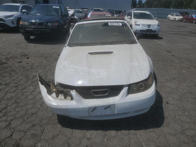 1FAFP4440YF160064 - 2000 FORD MUSTANG WHITE photo 5