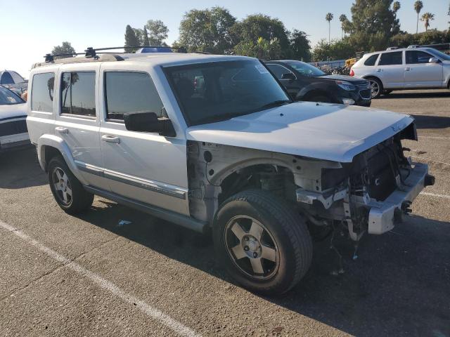 1J8HG48K09C501096 - 2009 JEEP COMMANDER SPORT Silber Foto 4