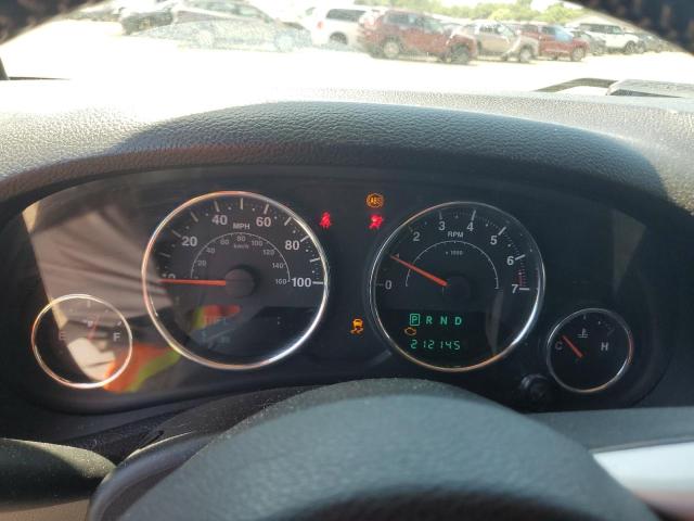 1C4BJWDG6DL582836 - 2013 JEEP WRANGLER U SPORT Yaşıl foto 9