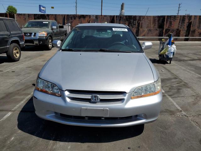 3HGCG6655YG705674 - 2000 HONDA ACCORD LX SILVER photo 5