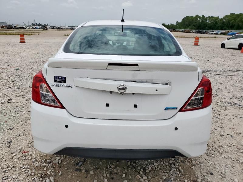 3N1CN7AP1GL871752 - 2016 NISSAN VERSA S WHITE photo 6