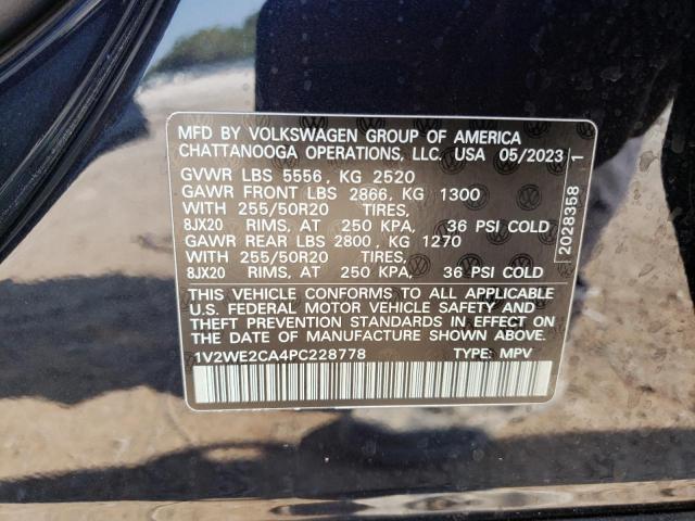 1V2WE2CA4PC228778 - 2023 VOLKSWAGEN ATLAS CROS SE Czarny zdjęcie 12