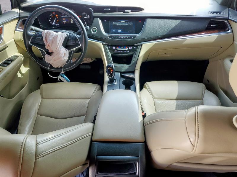 1GYKNCRS4JZ144819 - 2018 CADILLAC XT5 LUXURY Сріблястий фото 8