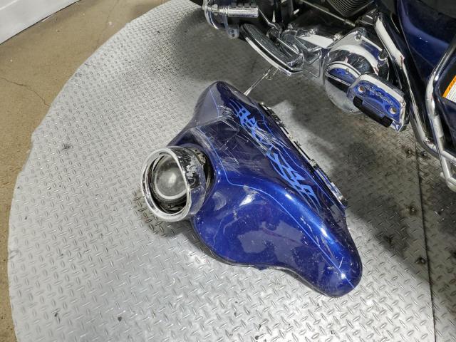 1HD1FC4127Y722863 - 2007 HARLEY-DAVIDSON FLHTCUI BLUE photo 9