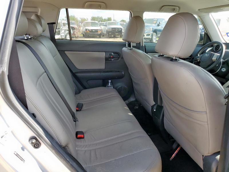 JTLKE50E481019972 - 2008 TOYOTA SCION XB SILVER photo 11