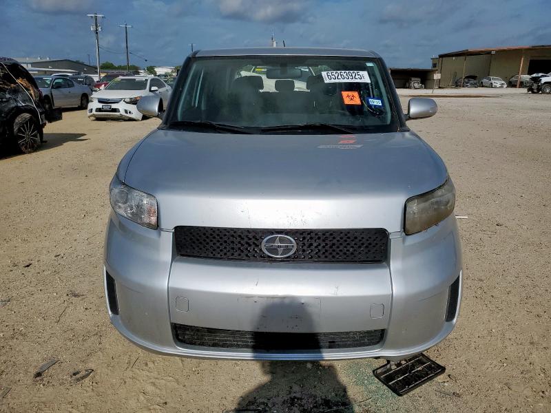 JTLKE50E481019972 - 2008 TOYOTA SCION XB SILVER photo 5