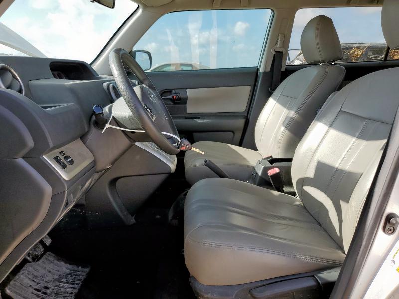 JTLKE50E481019972 - 2008 TOYOTA SCION XB SILVER photo 7