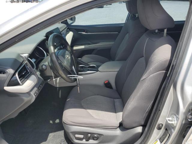 4T1C11AK4NU680075 - 2022 TOYOTA CAMRY LE Gümüş foto 7