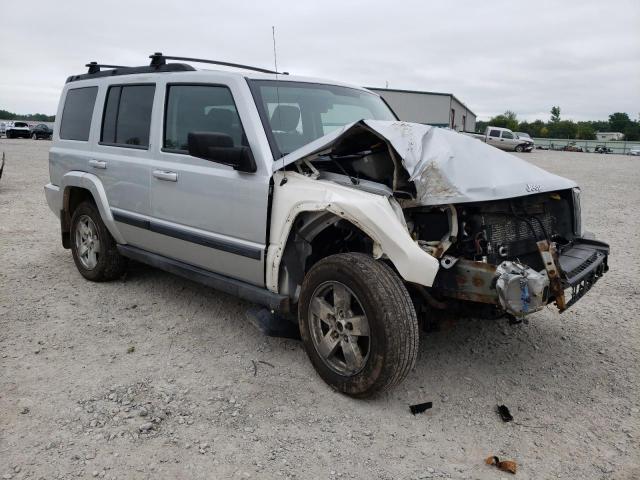 1J8HG48K77C511623 - 2007 JEEP COMMANDER SILVER photo 4