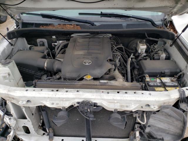 5TFUM5F14HX074382 - 2017 TOYOTA TUNDRA DOUBLE CAB SR/SR5 WHITE photo 11