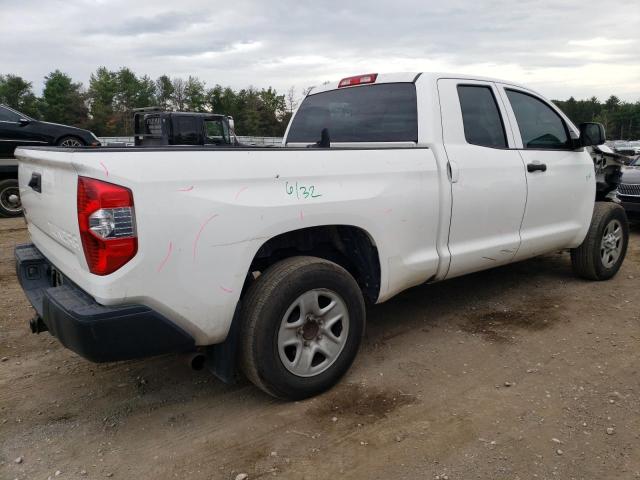 5TFUM5F14HX074382 - 2017 TOYOTA TUNDRA DOUBLE CAB SR/SR5 WHITE photo 3