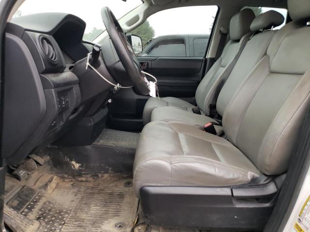 5TFUM5F14HX074382 - 2017 TOYOTA TUNDRA DOUBLE CAB SR/SR5 WHITE photo 7