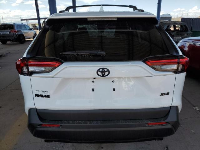 2T3W1RFV5SW399260 - 2025 TOYOTA RAV4 XLE WHITE photo 6