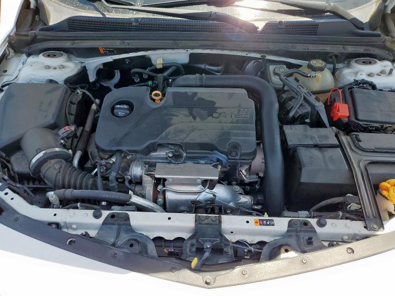 1G1ZB5STXJF215642 - 2018 CHEVROLET MALIBU LS Biały zdjęcie 11