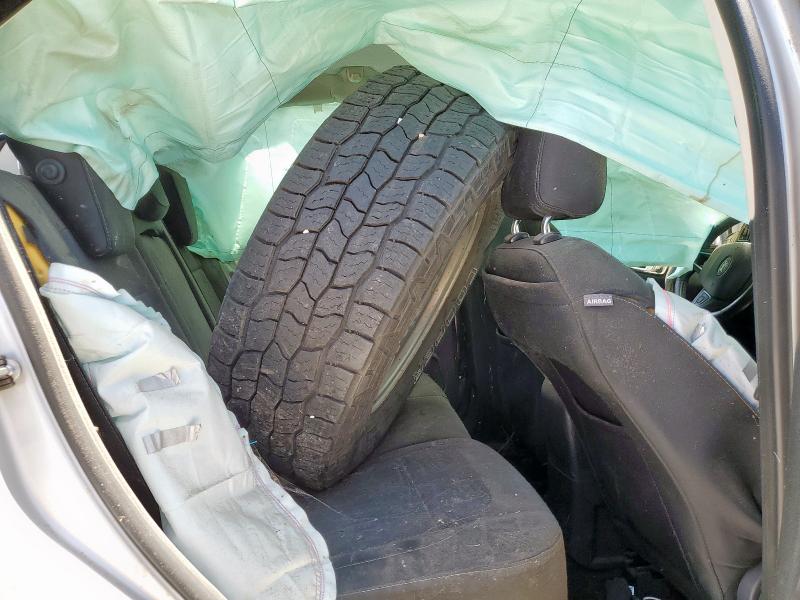 MAJ3P1TE8JC199777 - 2018 FORD ECOSPORT SE ვერცხლისფერი ფოტო 10