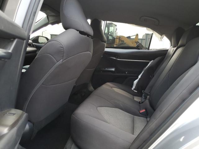 4T1C11AKXPU786095 - 2023 TOYOTA CAMRY LE 银色 照片 10