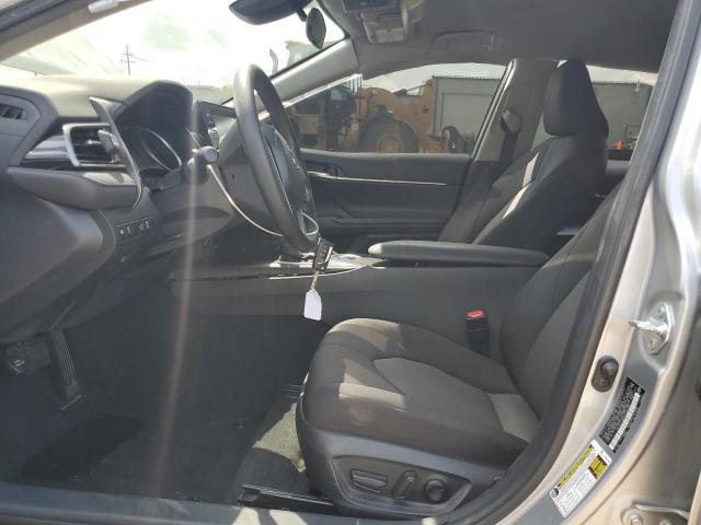 4T1C11AKXPU786095 - 2023 TOYOTA CAMRY LE 银色 照片 7