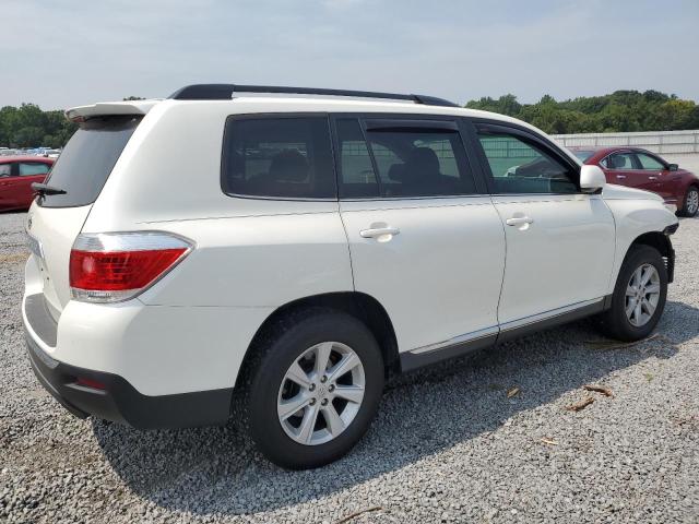 5TDZK3EH1DS136030 - 2013 TOYOTA HIGHLANDER BASE WHITE photo 3