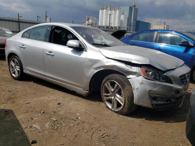 YV140MFKXF1343493 - 2015 VOLVO S60 PREMIER SILVER photo 4