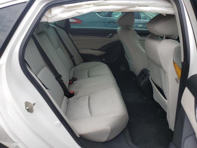 1HGCV1F42KA084254 - 2019 HONDA ACCORD EX WHITE photo 10