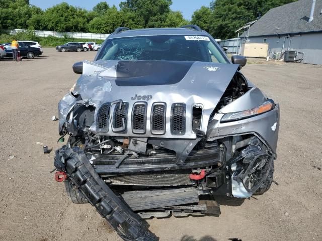 1C4PJMBS6GW223278 - 2016 JEEP CHEROKEE TRAILHAWK SILVER photo 5