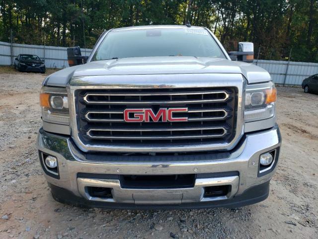 1GT12TE89GF179418 - 2016 GMC SIERRA K2500 SLT SILVER photo 5