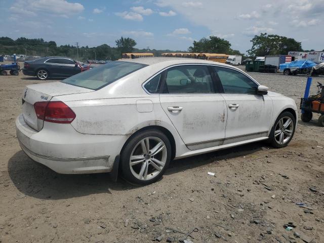1VWBT7A34FC099573 - 2015 VOLKSWAGEN PASSAT SE Blanco foto 3