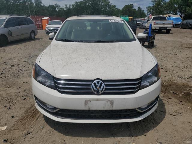 1VWBT7A34FC099573 - 2015 VOLKSWAGEN PASSAT SE Blanco foto 5