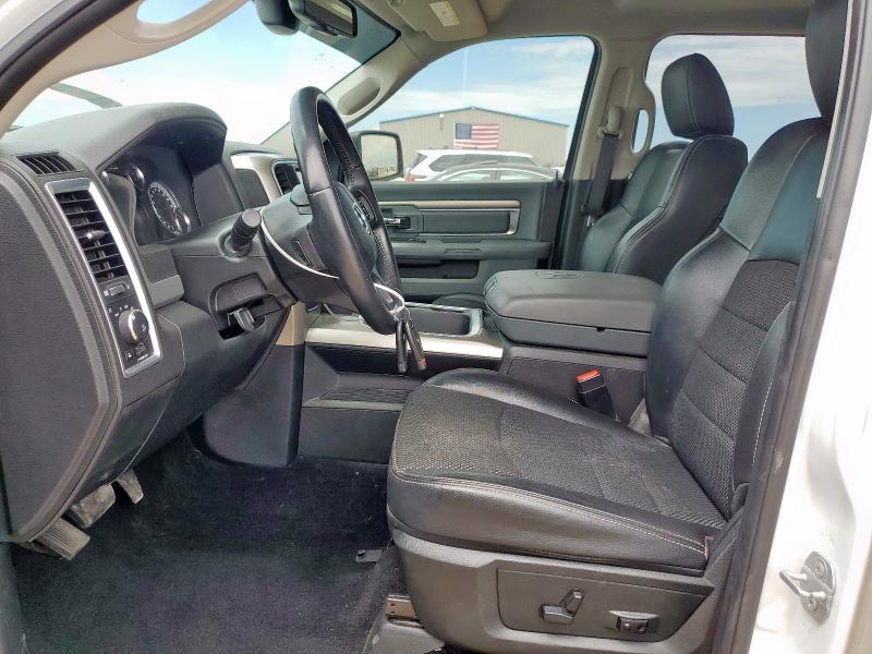 1C6RR6LM9JS249991 - 2018 RAM 1500 SLT Biały zdjęcie 7