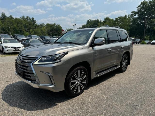 JTJHY7AX3J4253823 - 2018 LEXUS LX 570 GOLD photo 2