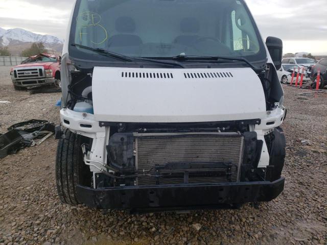 3C6TRVDG1JE124334 - 2018 RAM PROMASTER 2500 HIGH WHITE photo 9